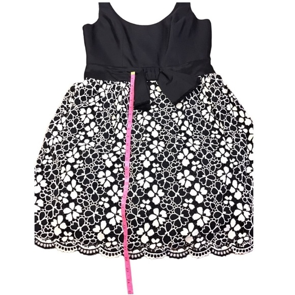 Milly New York Women’s Size 12 Fit & Flare Dress Black & White Cut Out Floral - Picture 12 of 12